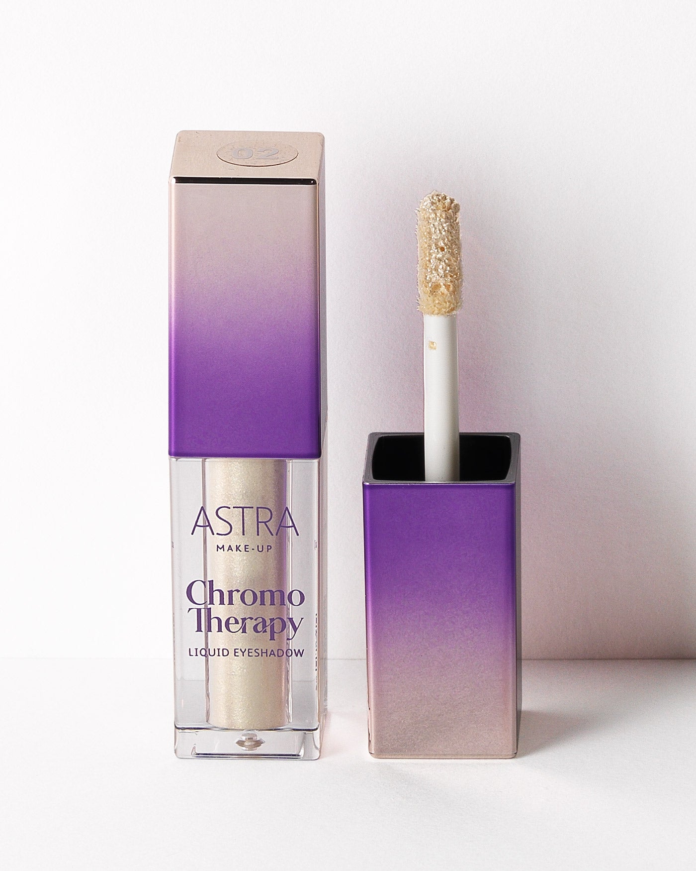 CHROMO THERAPY LIQUID EYESHADOW - 02 - Anesthetic Glow - Astra Make-Up