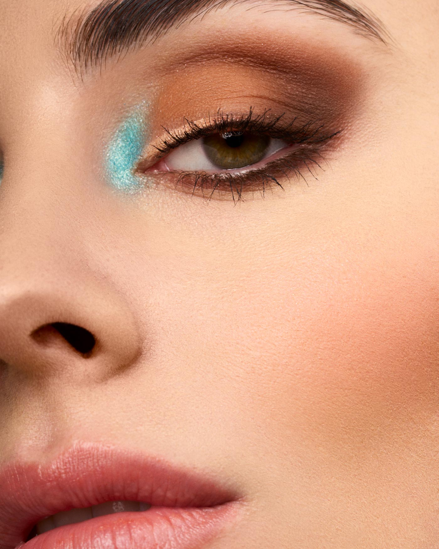 PRIVATE DREAM EYES PALETTE - 02 - Cruise - Astra Make-Up