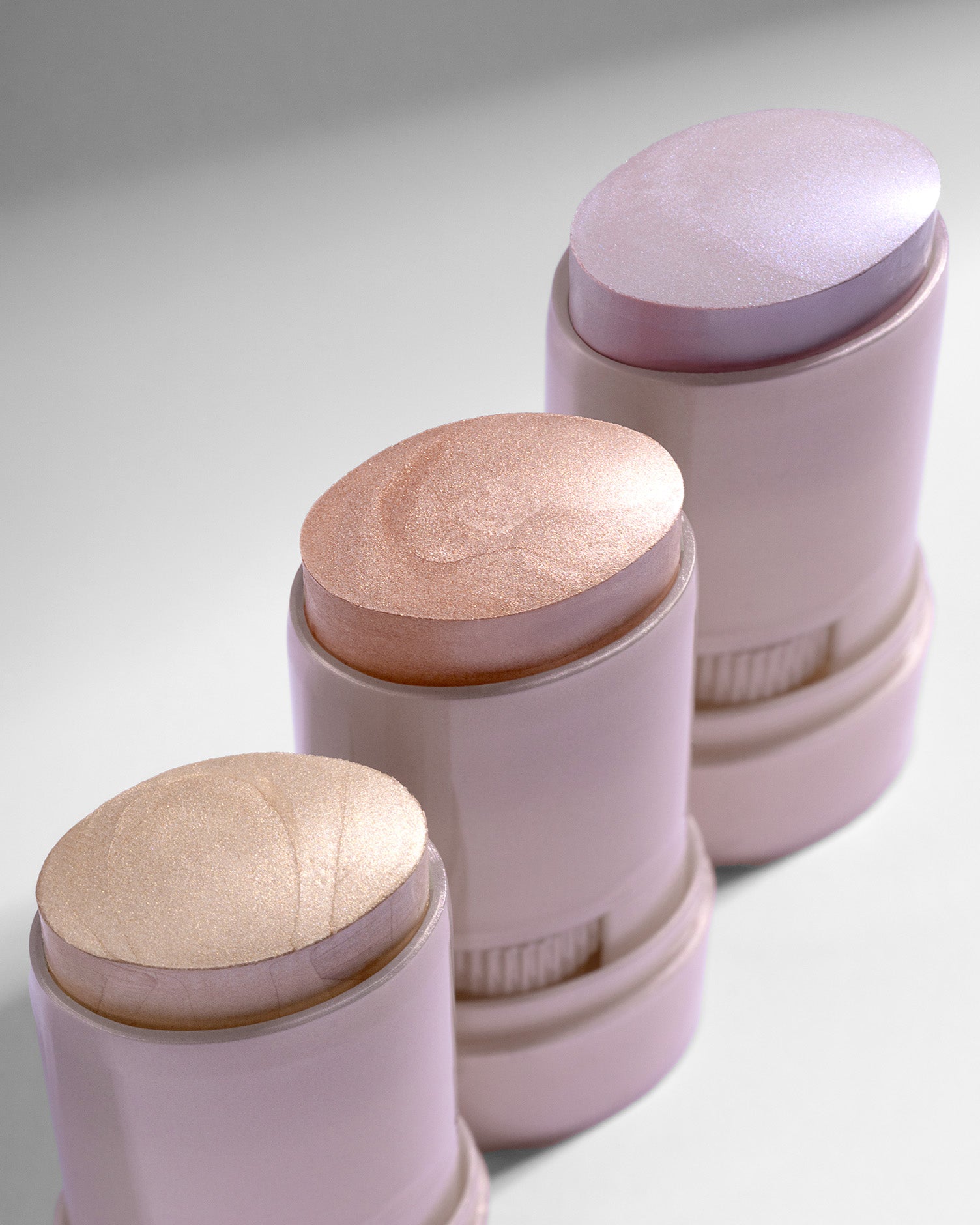 IDENTISTICK HIGHLIGHTER STICK - 03 - Lilac Legacy - Astra Make-Up
