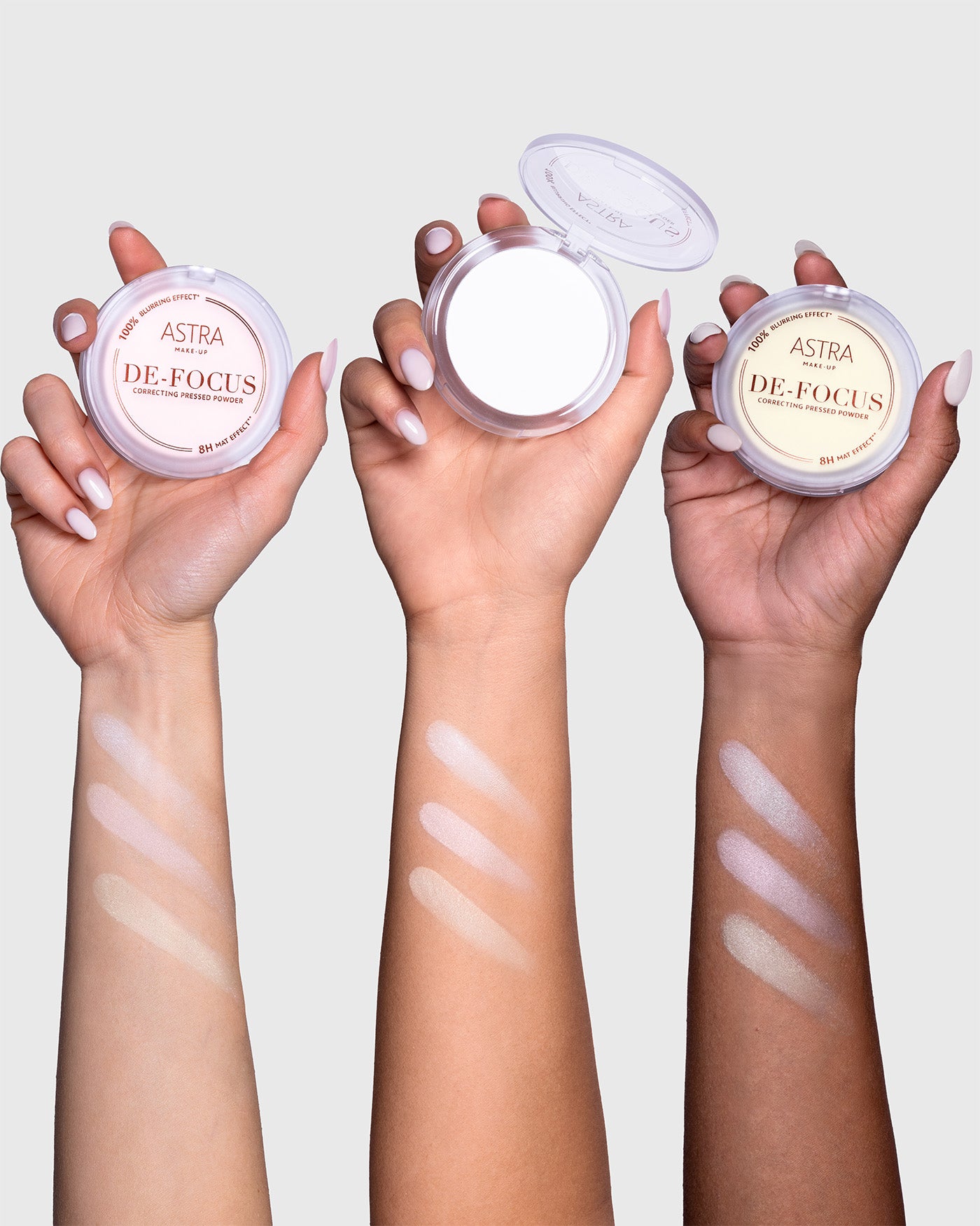 DE-FOCUS SMOOTHING PRESSED POWDER - 02 - Pink Frame - Astra Make-Up